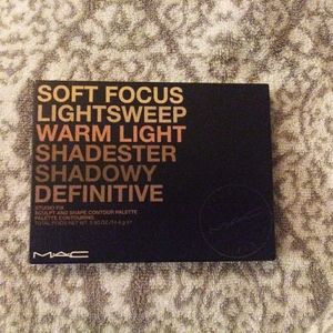 MAC Soft Focus Sculpt and Shape Contour Palette